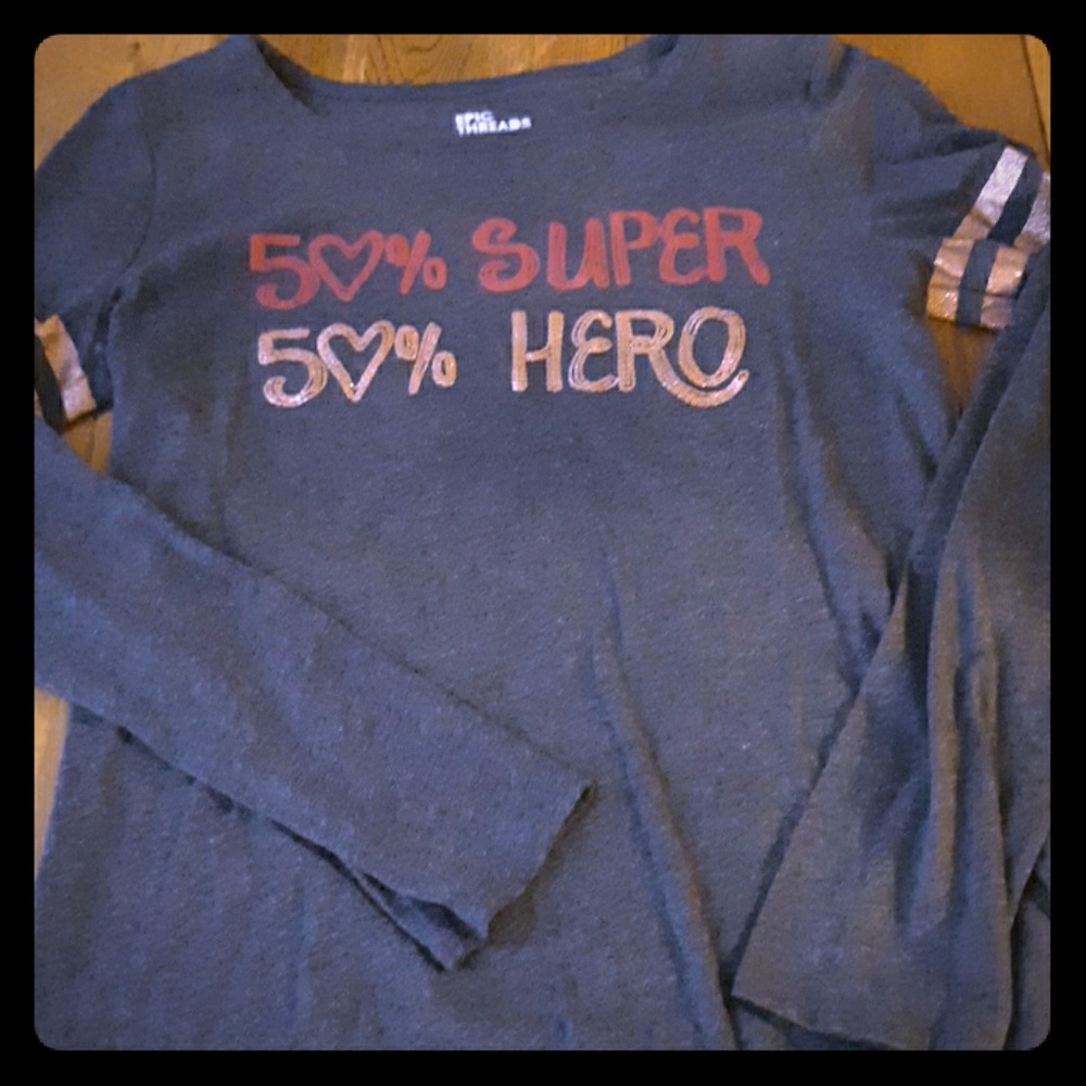 Long sleeve tee